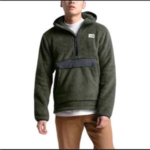 The North Face Campshire Sherpa Fleece Pullover Hoodie